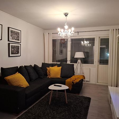 City Apartment Snellmaninkatu 22 A, Yksityinen Pistokkeellinen Paikoitus Sisaeltyy Hintaan Kuopio Extérieur photo